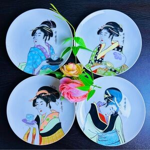 Japanese Geisha Wall Plates Set of 4, Vintage Asian Porcelain Art Collectible